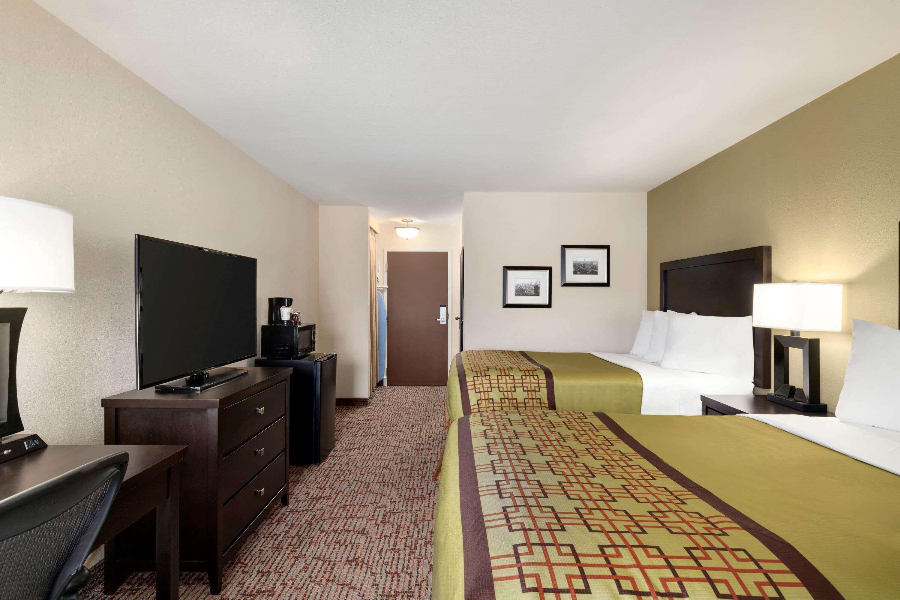 Baymont By Wyndham Augusta West Hotel Bagian luar foto
