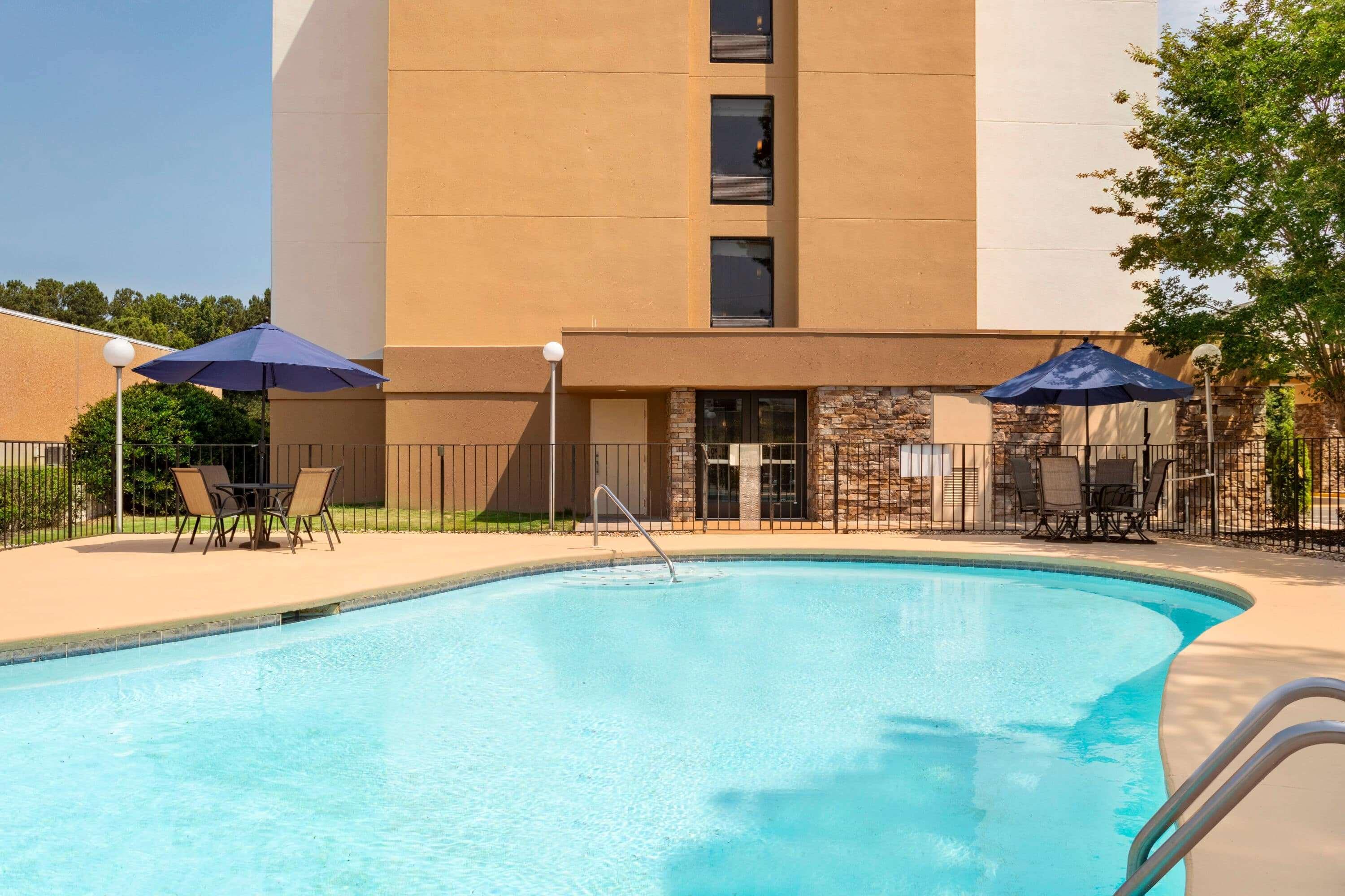 Baymont By Wyndham Augusta West Hotel Bagian luar foto