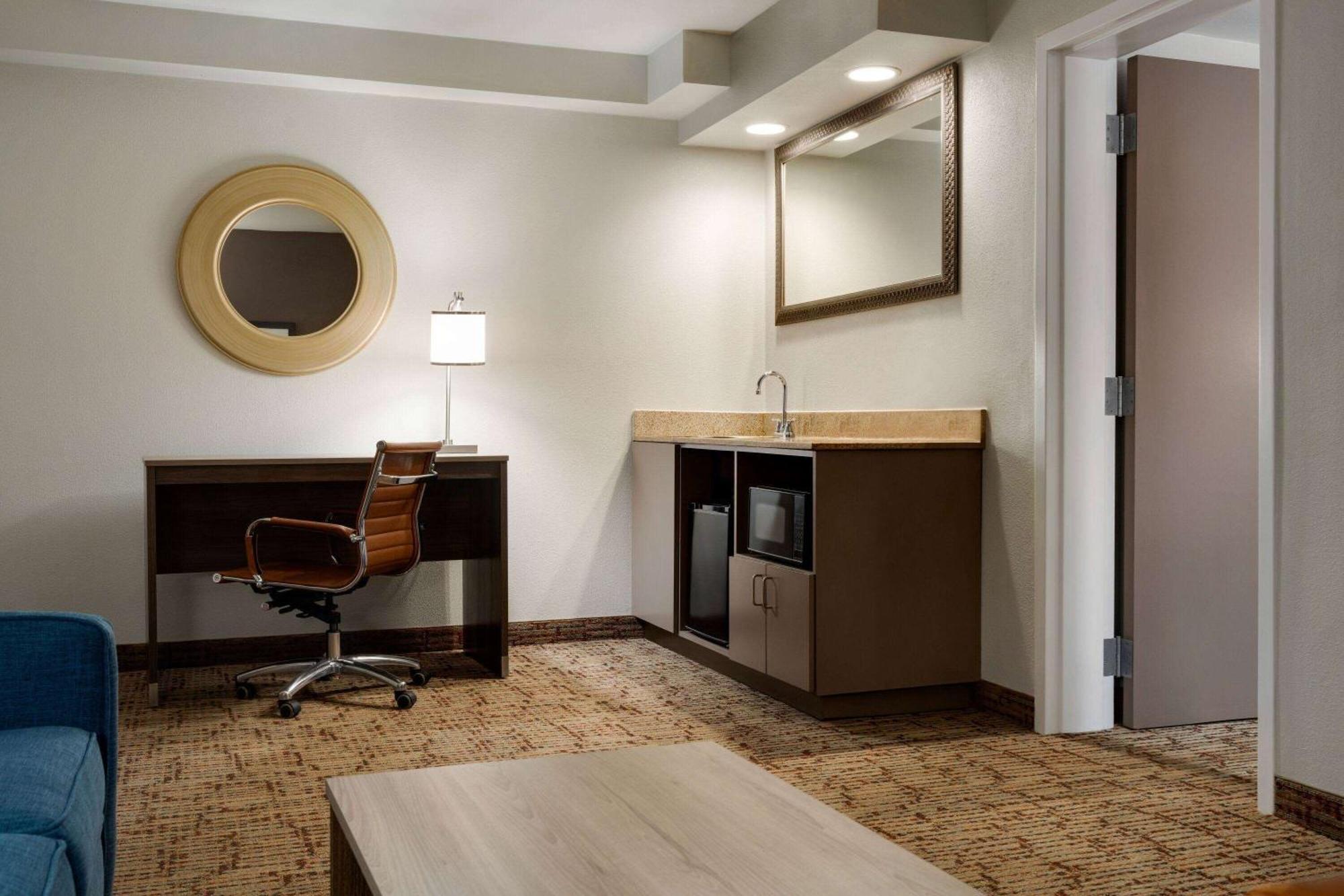 Baymont By Wyndham Augusta West Hotel Bagian luar foto